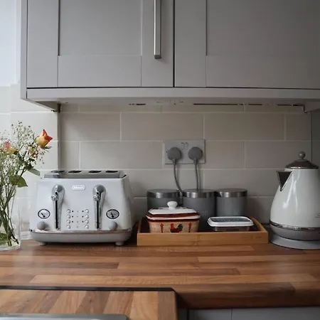 Charming 3Bed Home In High Barnet Exterior photo