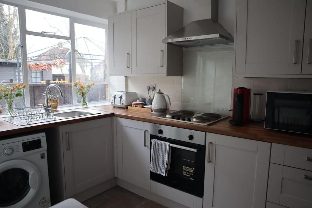 Charming 3bed In High Дом отдыха Барнет